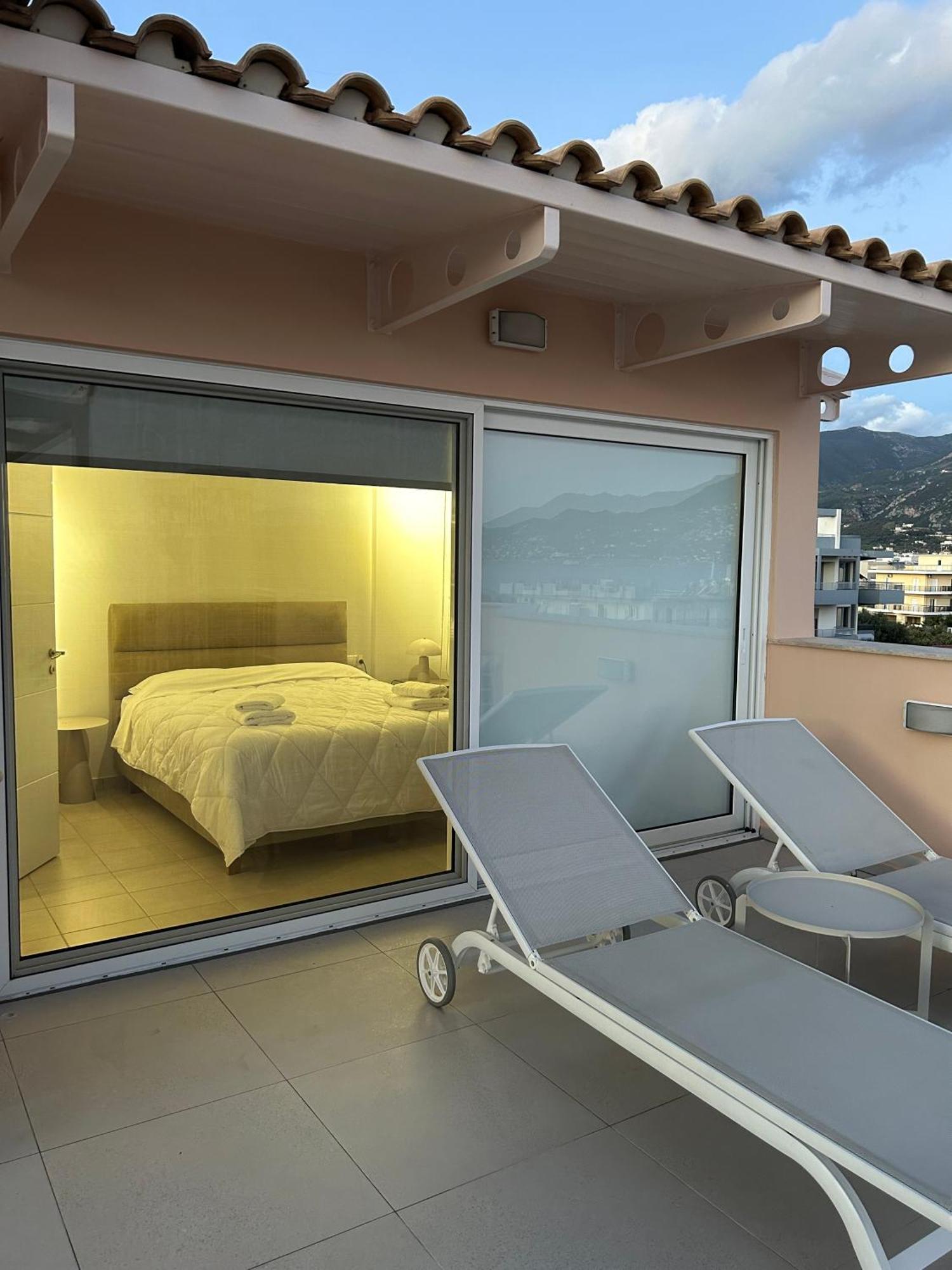 Sia'S View Daire Kalamata Dış mekan fotoğraf